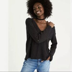 AMERICAN EAGLE OUTFITTERS SLOUCH DESTROYED SWEATER